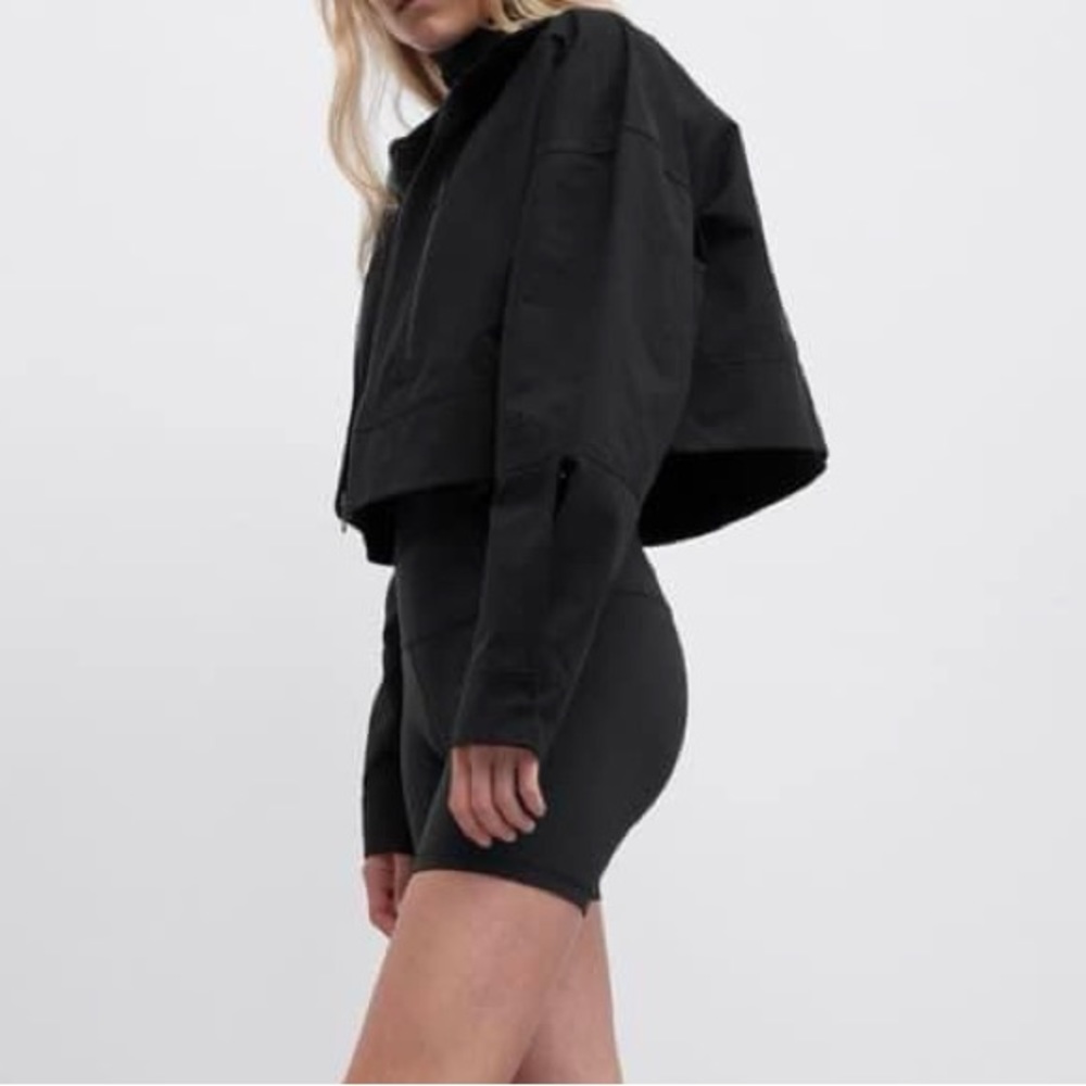 Lululemon Glyde 2-in-1 Adaptable Jacket in Black Size S